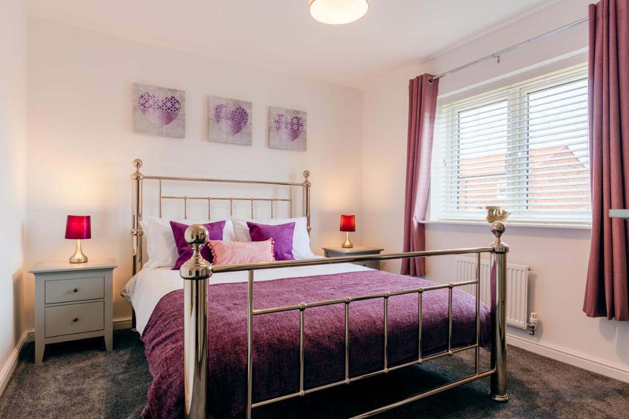 Oakley - Large, Elegant, Dog Friendly & Parking Villa Whitby Eksteriør billede